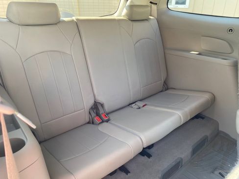 Used 2013 Buick Enclave Leather image 6