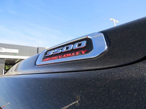 New 2026 RAM 3500 Longhorn image 15