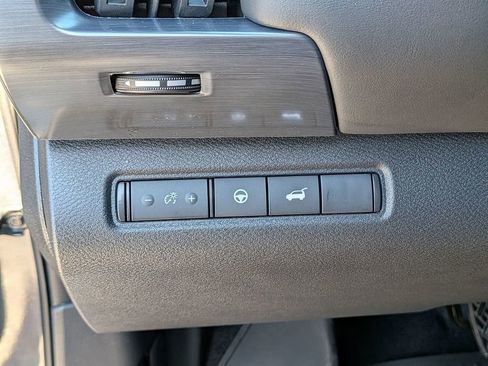 New 2026 Nissan Pathfinder Rock Creek AWD/4WD image 8