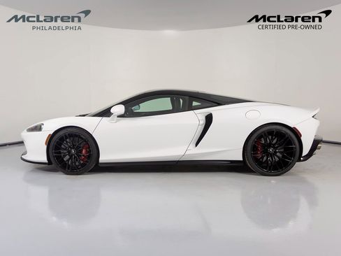 Used 2022 McLaren GT image 8