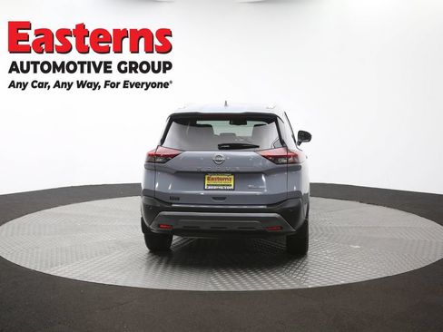Used 2023 Nissan Rogue SL AWD/4WD image 38