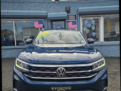 Used 2022 Volkswagen Atlas Cross Sport SE