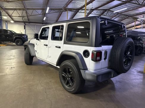 Used 2021 Jeep Wrangler Unlimited Sport AWD/4WD image 4