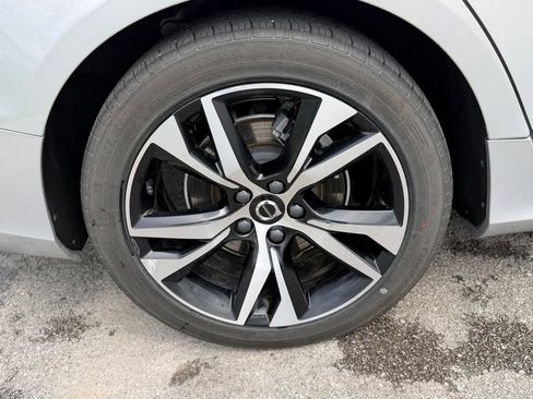 Used 2024 Volvo S60 B5 Plus AWD/4WD image 7