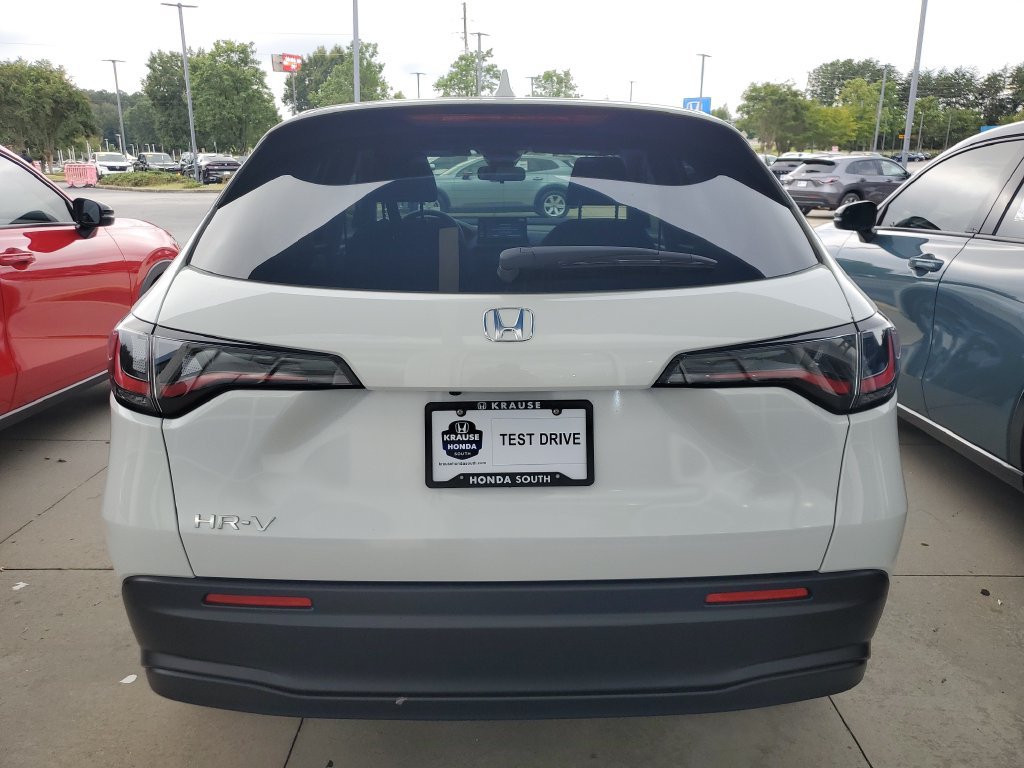 New 2027 Honda HR-V LX image 6