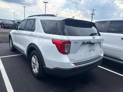 Used 2020 Ford Explorer XLT RWD image 5