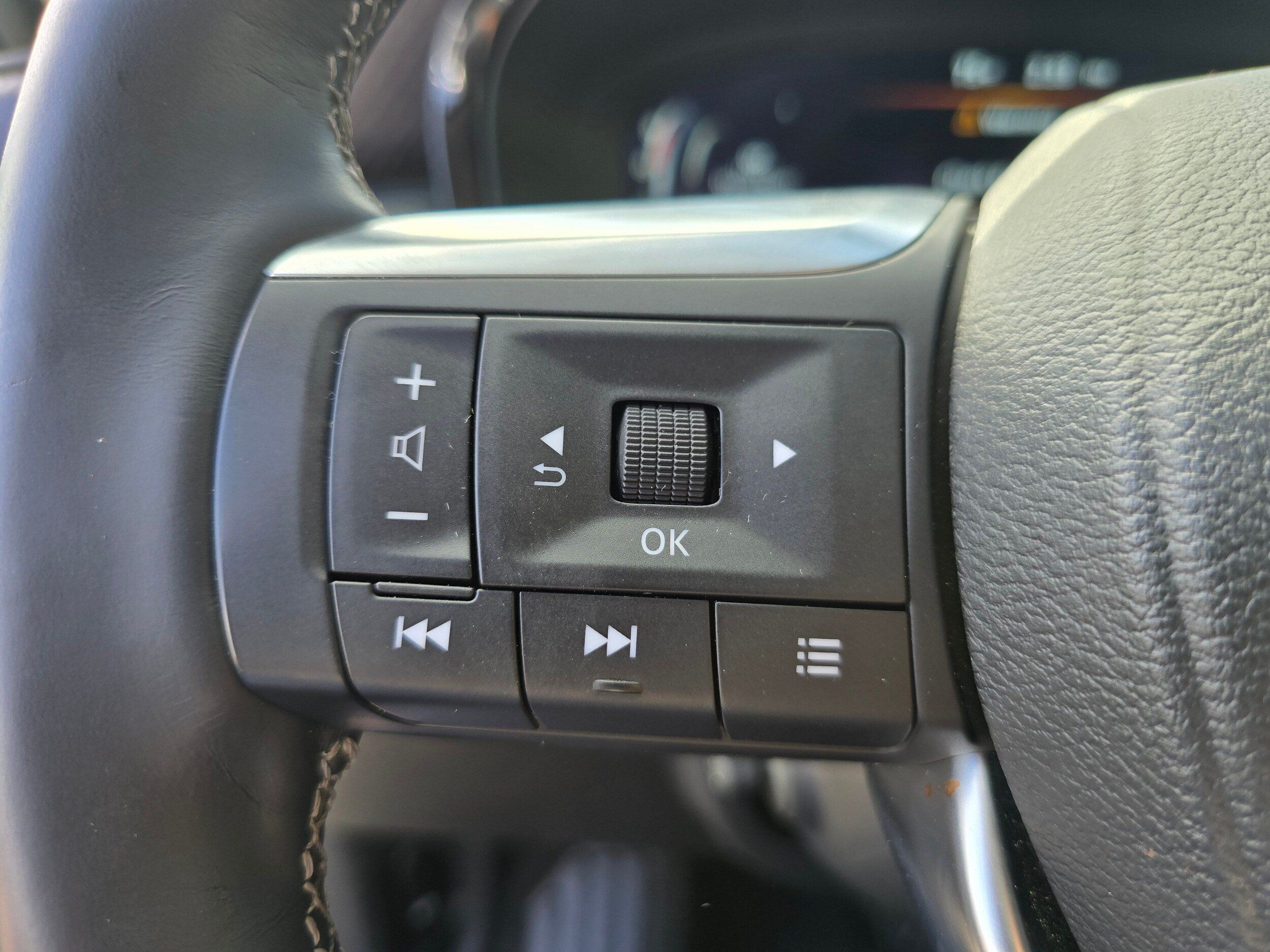 Used 2025 INFINITI QX60 Sensory w/ Vision Package AWD/4WD image 21