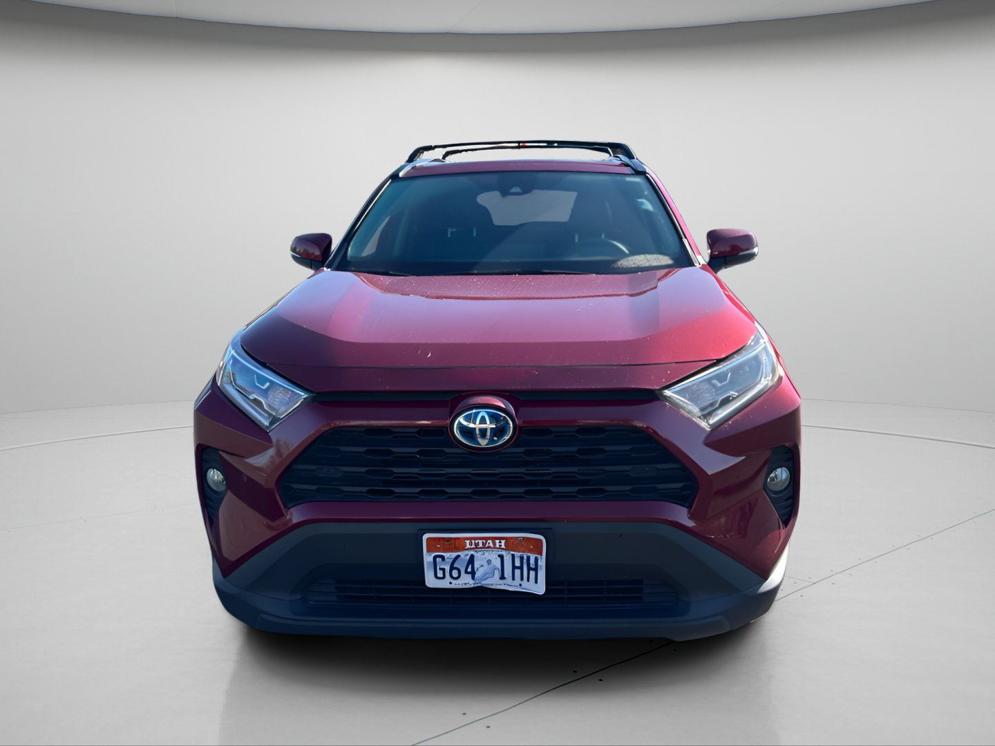 Used 2021 Toyota RAV4 XLE Premium AWD/4WD image 3