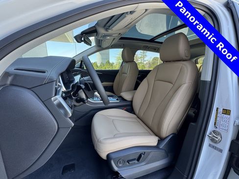 Used 2025 Audi Q7 3.0T Premium w/ Convenience Package image 5