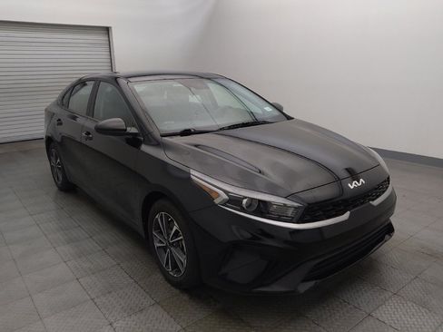 Used 2024 Kia Forte LXS FWD image 13