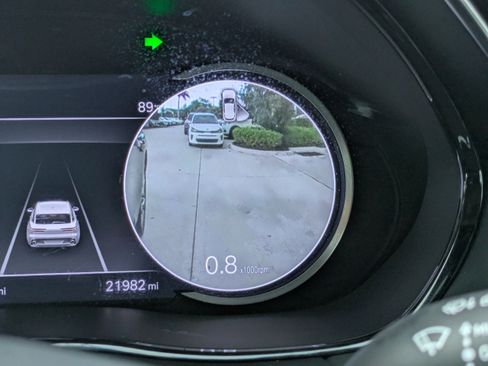 Certified 2022 Genesis GV70 2.5T w/ Advanced Package AWD/4WD image 29