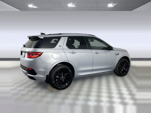 Used 2025 Land Rover Discovery Sport S image 8