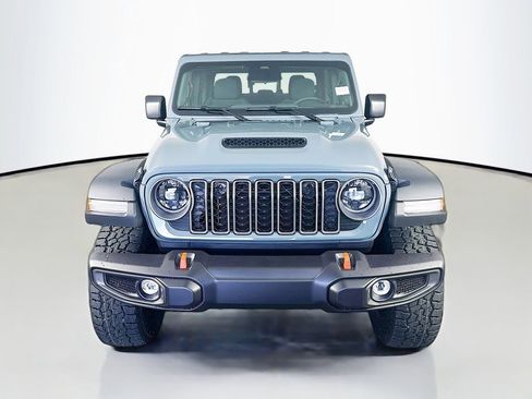 New 2026 Jeep Gladiator Mojave image 2
