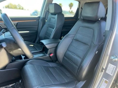 Used 2019 Honda CR-V Touring image 9