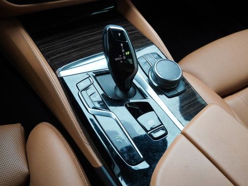 Certified 2023 BMW 530i w/ M Sport Package image 29