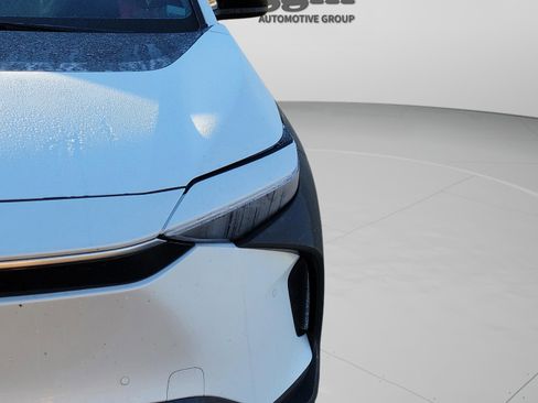 Used 2024 Toyota bZ4X XLE image 10