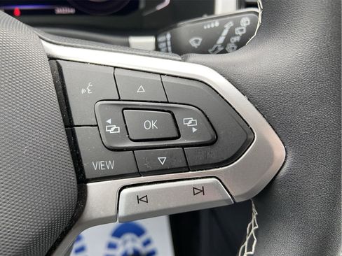 Used 2023 Volkswagen Atlas SE image 61