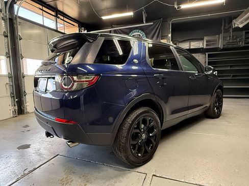 Used 2016 Land Rover Discovery Sport HSE AWD/4WD image 5