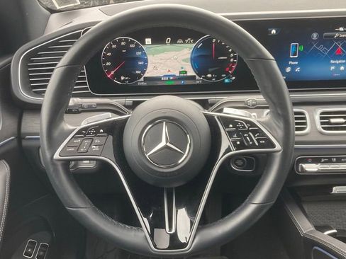 Used 2025 Mercedes-Benz GLE 450e 4MATIC image 6
