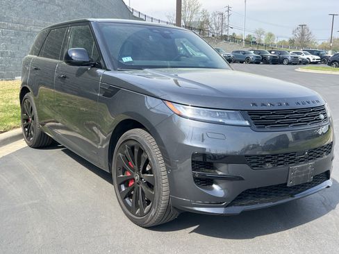 Used 2025 Land Rover Range Rover Sport Autobiography image 9