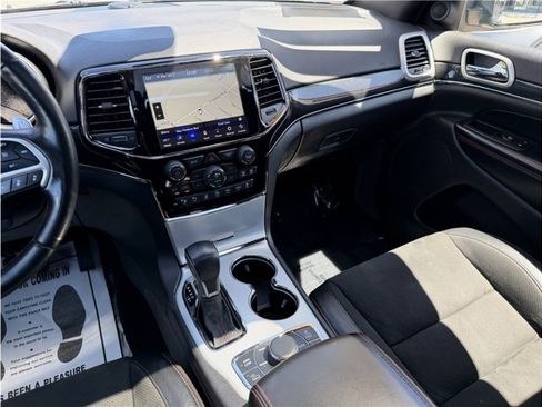 Used 2020 Jeep Grand Cherokee Trailhawk w/ Interior Metal Package AWD/4WD image 43