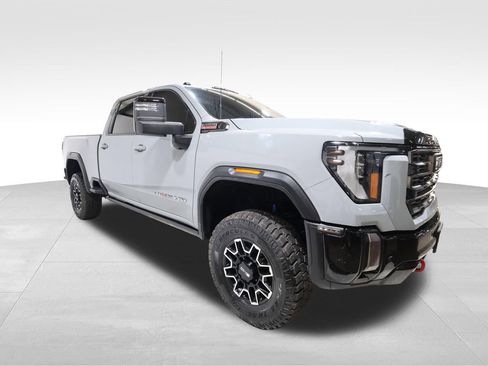 Used 2024 GMC Sierra 2500 AT4X AWD/4WD image 6