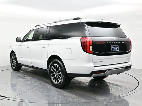 Certified 2025 Ford Expedition Max Platinum image 7