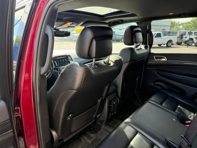 Used 2021 Jeep Grand Cherokee Limited AWD/4WD image 11
