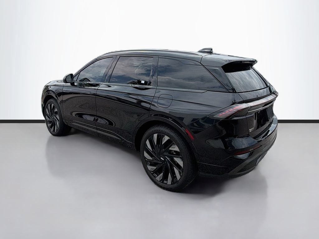 Used 2025 Lincoln Nautilus Reserve w/ Jet Appearance Package AWD/4WD image 7