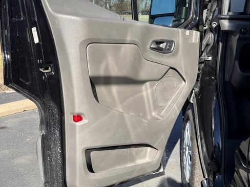 Used 2020 Ford Transit 350 XLT image 9