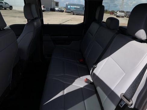 Used 2024 Ford F150 XL image 13