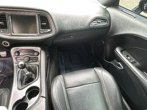 Used 2015 Dodge Challenger R/T Plus RWD image 18