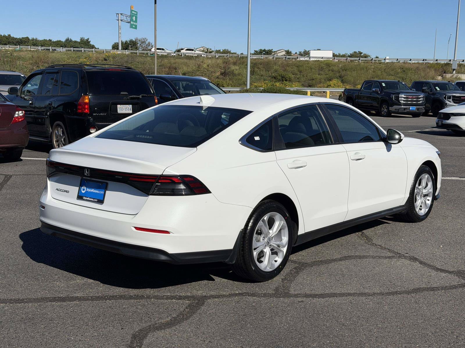 Used 2024 Honda Accord LX image 2