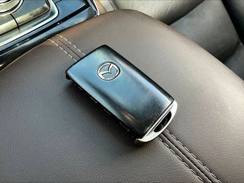 Used 2021 MAZDA CX-30 FWD 2.5 S w/ Premium Package image 33