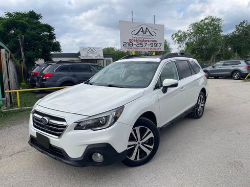 Used 2018 Subaru Outback 2.5i Limited AWD/4WD image 1