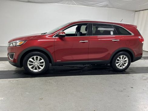 Used 2017 Kia Sorento AWD image 6
