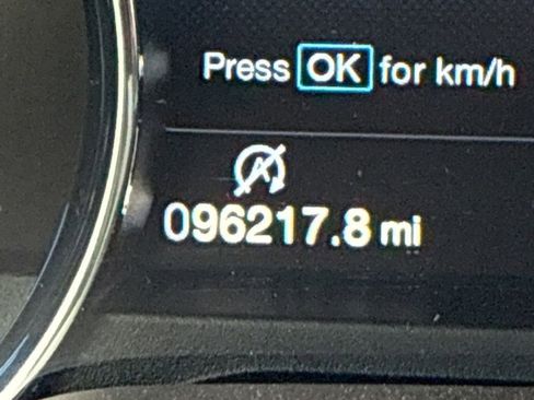 Used 2018 Ford F150 Lariat w/ Equipment Group 502A Luxury image 9