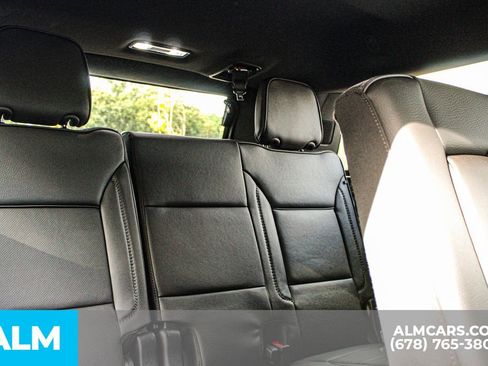 Used 2024 GMC Yukon Denali image 21