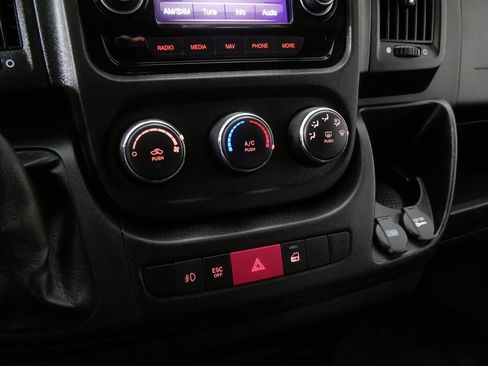 Used 2021 RAM ProMaster 2500 w/ Convenience Group image 35