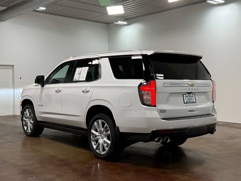 Used 2021 Chevrolet Tahoe High Country w/ Premium Package AWD/4WD image 25