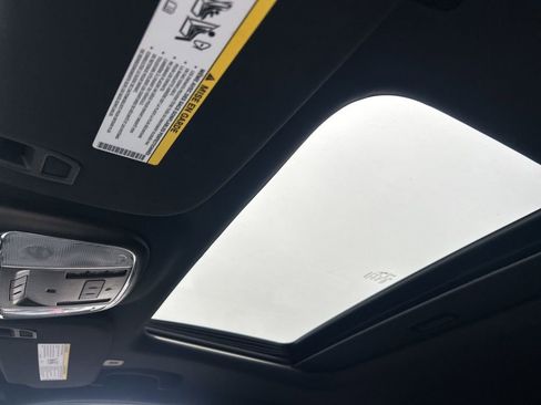 Certified 2021 Jeep Grand Cherokee Limited w/ Premium Lighting Group image 23