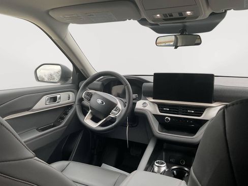 New 2026 Ford Explorer Active w/ Active Comfort Package AWD/4WD image 18