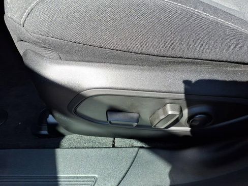 New 2026 Jeep Cherokee Laredo image 7