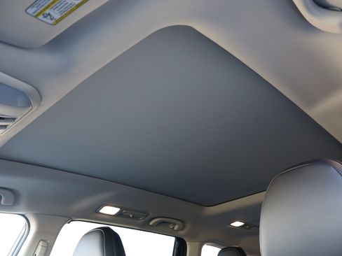 New 2026 Subaru Ascent Limited image 15