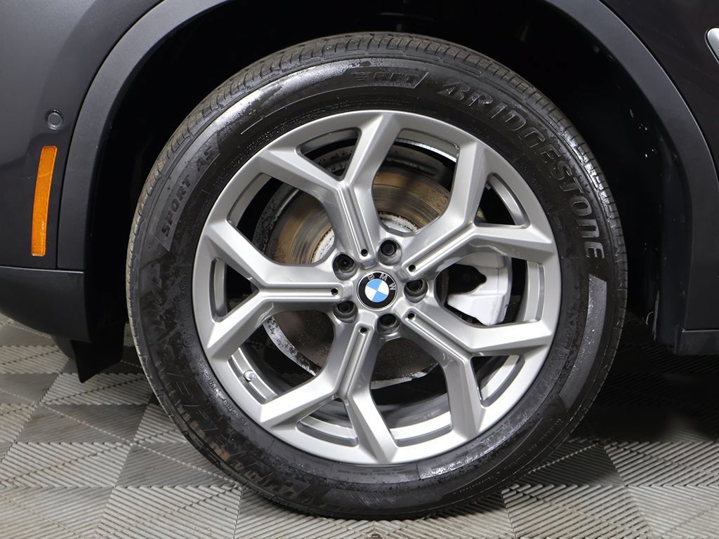 Used 2024 BMW X3 xDrive30i AWD/4WD image 25