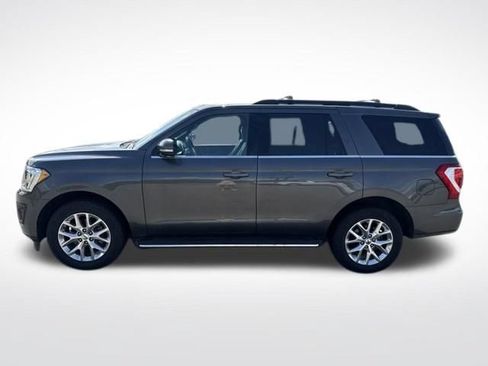 Used 2020 Ford Expedition XLT w/ Equipment Group 202A RWD image 2
