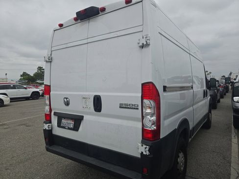 Used 2023 RAM ProMaster 2500 FWD image 7