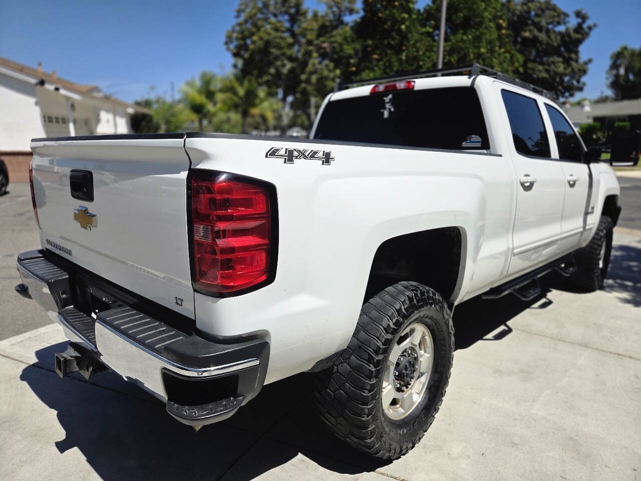 Used 2015 Chevrolet Silverado 2500 LT w/ LT Convenience Package AWD/4WD image 19
