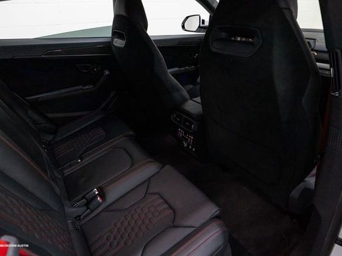 Used 2023 Lamborghini Urus Performante AWD/4WD image 42