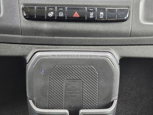 Used 2024 RAM ProMaster 3500 w/ Delivery Van Package image 47